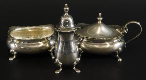 A George V silver three piece cruet