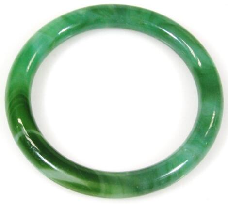 A 20thC Peking glass bangle