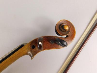 A late 19th/early 20thC German violin - 4