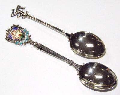 A late Victorian silver tablespoon - 2