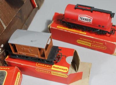 Various Tri-ang Hornby 00-gauge locomotives - 3