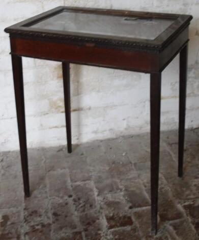 A late Victorian mahogany bijouterie cabinet