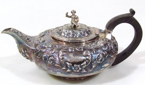 A George IV silver teapot