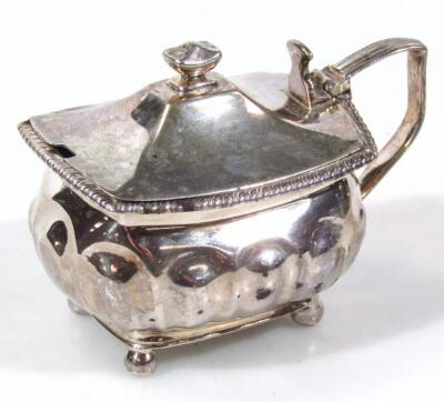 A George III silver mustard pot