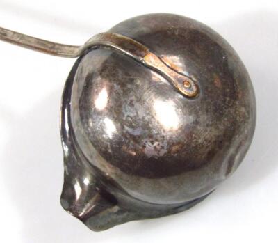 An early 19thC ladle - 3