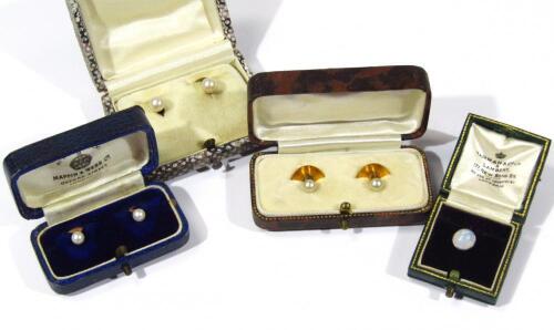 Various sets (3) of pairs of pearl shirt studs