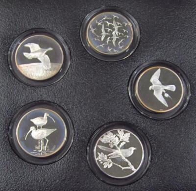 A John Pinches slip case of thirty five silver Peter Scott British Bird Medallion coins - 4