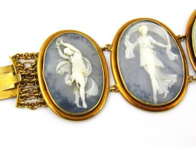 A 19thC bracelet of graduated shell cameos - 2