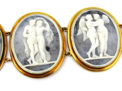 A 19thC bracelet of graduated shell cameos - 3