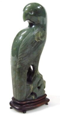 A pair of polished jade carvings - 5