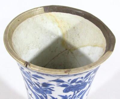 A 19thC Chinese blue and white vase - 10