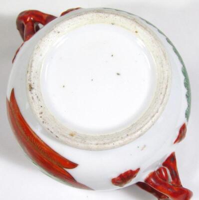 A 19thC Chinese porcelain loving cup with bulbous body and entwined handles - 5