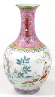 A 20thC Chinese porcelain vase - 2