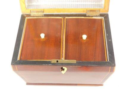 A George III mahogany and boxwood strung tea caddy - 2