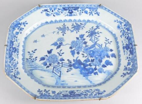 A late 18th/early 19thC Chinese export canted rectangular meat dish