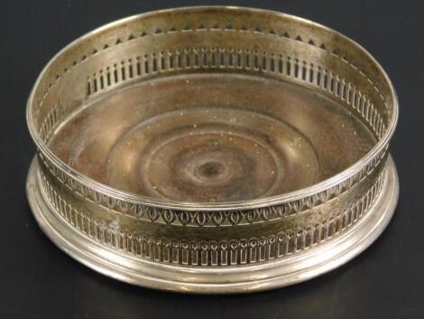 A William IV Neo-Classical design silver coaster