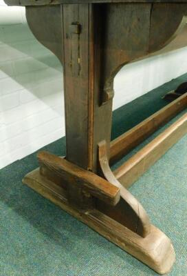 A 17thC oak hall or refectory table - 5