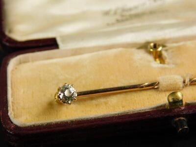 A diamond set stick pin - 2