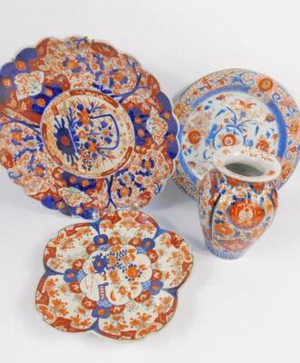 A Chinese Imari late 19thC porcelain fluted charger