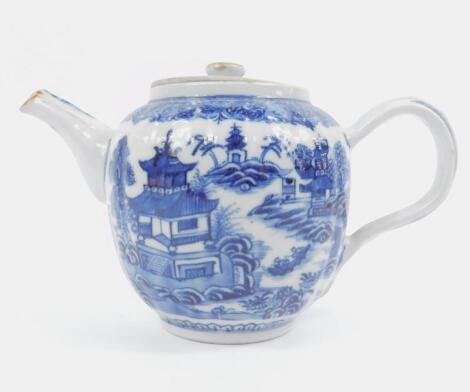 An 18thC Chinese export porcelain teapot