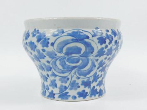 A Qing Dynasty blue and white jardiniere