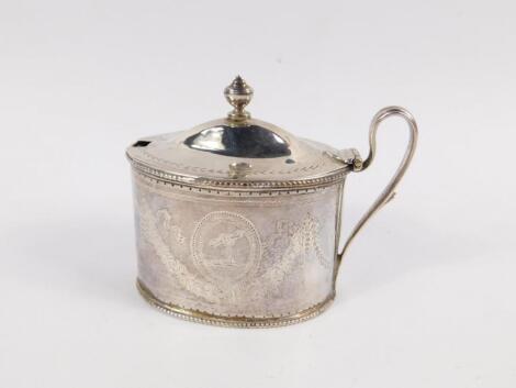 A George III silver mustard pot