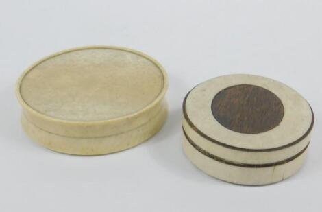 Two Georgian ivory circular patch boxes