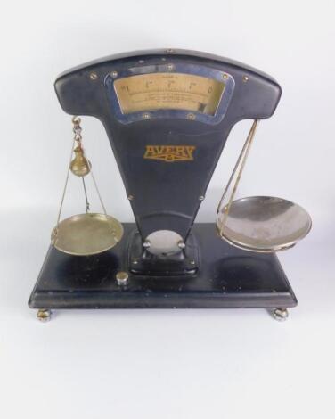 A set of Avery black enamelled kitchen scales