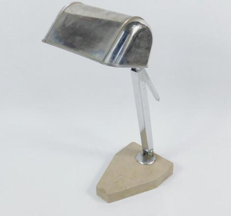 An Artisanat Francais early 20thC anglepoise desk lamp