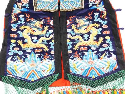 A 19thC Chinese ladies Xia Pei silk embroidered gauze dragon vest - 3
