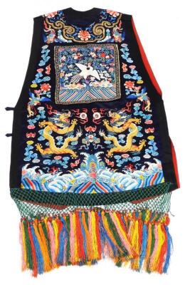 A 19thC Chinese ladies Xia Pei silk embroidered gauze dragon vest - 5