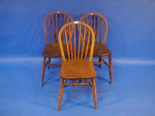 Three 19thC beech and elm spindle back Windsor side chairs