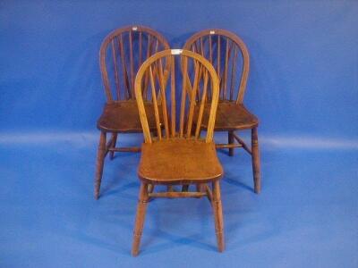 Three 19thC beech and elm spindle back Windsor side chairs