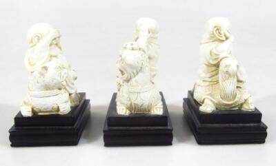 Three polished figures of Buddha - 4