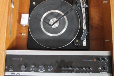 A HMV Stereomaster radiogram - 2