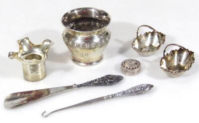 Various small silver