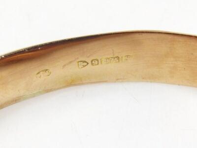 An Edwardian rose gold bangle - 2