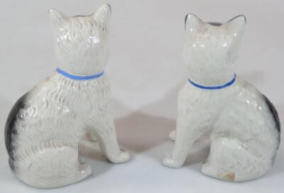 A pair of Staffordshire pottery cats - 2