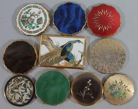 Various mid 20thC powder compacts