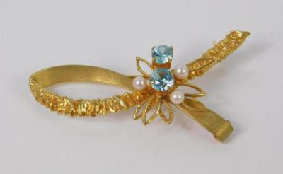 A 9ct gold blue topaz and seed pearl brooch