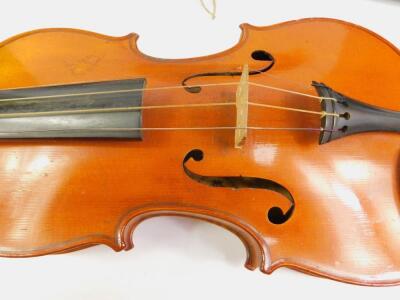 A Breton violin - 2