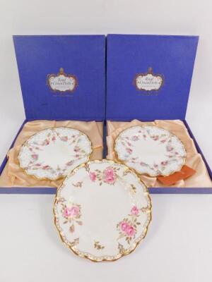 A pair of Royal Crown Derby porcelain dessert plates