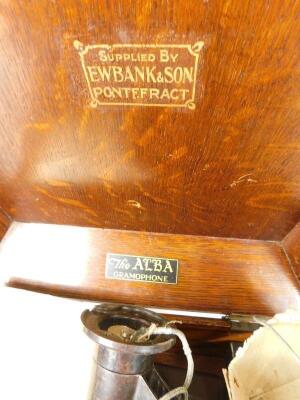 A wind-up gramophone in oak case - 4
