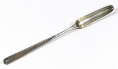 A George III silver marrow scoop