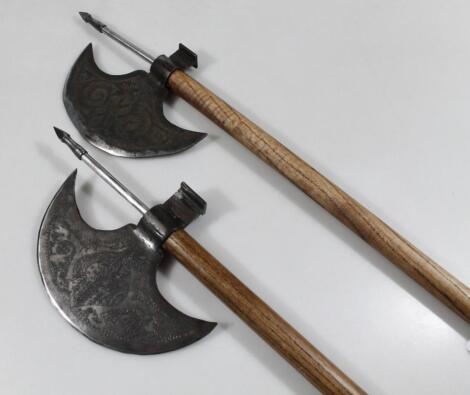 A similar pair of axes
