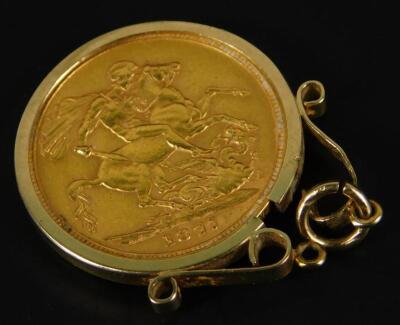 A Victorian full gold sovereign pendant - 2