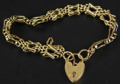 A 9ct gold gate bracelet