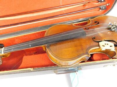 A late 19th/early 20thC German violin - 2