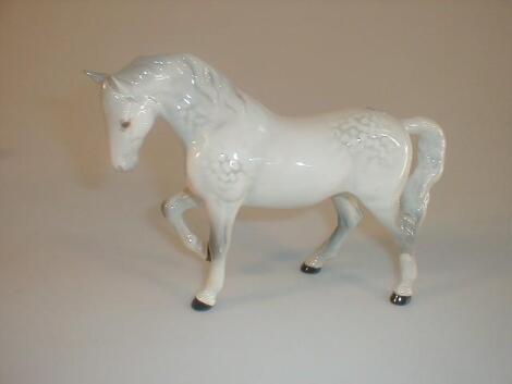 A Beswick Stocky Jogging Mare