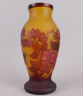 An Art Glass vase